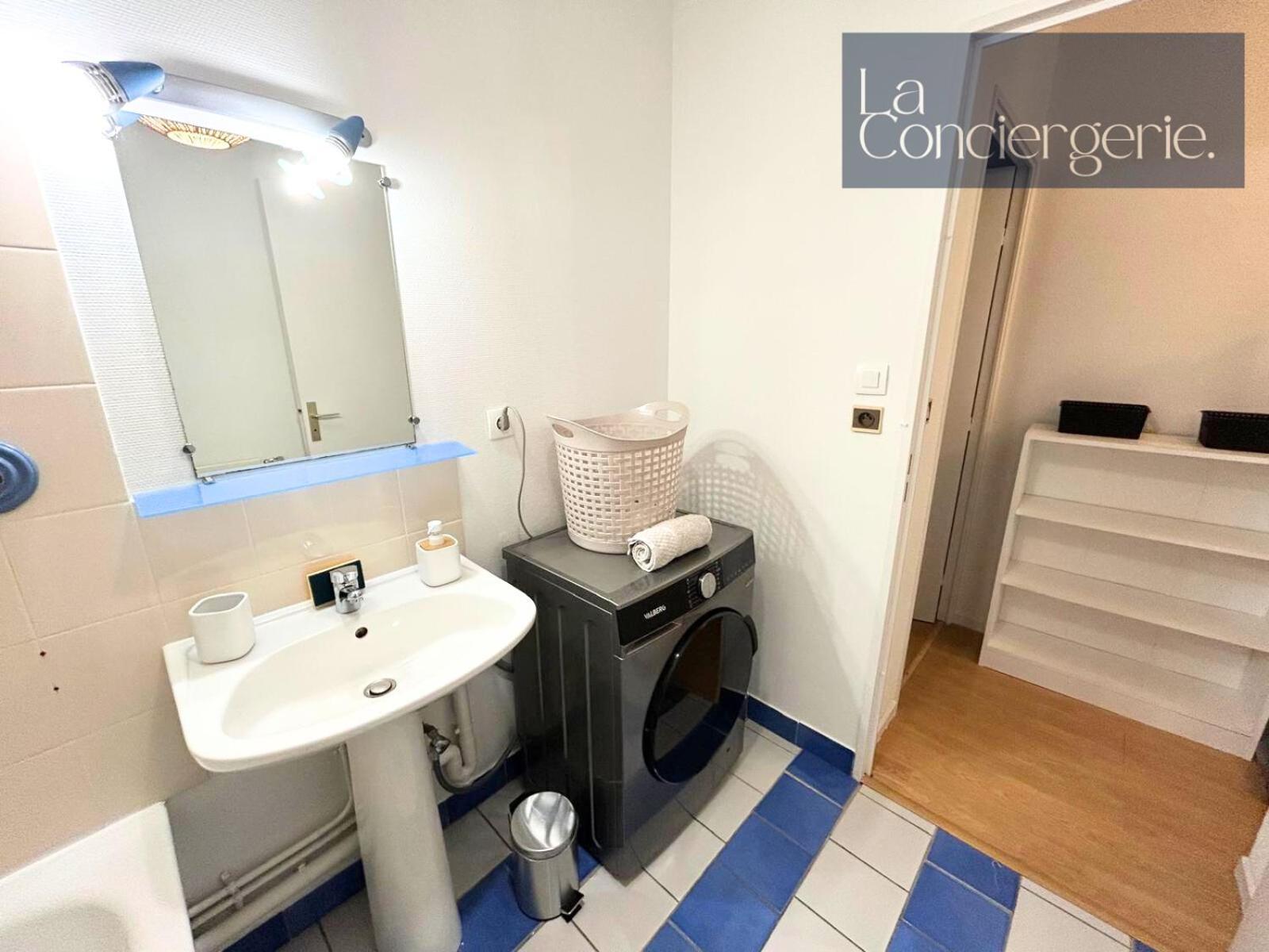 La Gibauderie Laconciergerie Chu Appartement *